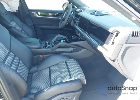 2024 Porsche Cayenne Coupe z USA, uszkodzony, nr VIN WP1BA2AY6RDA52436